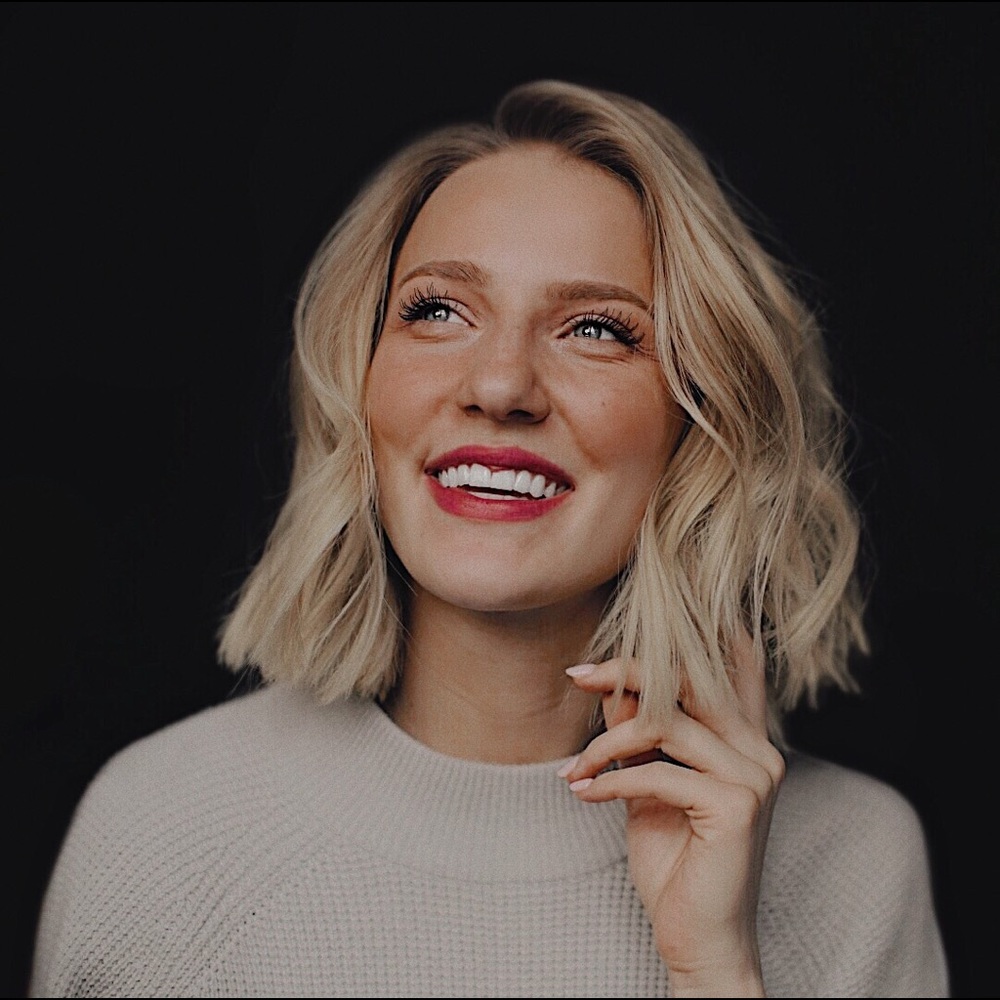Meet your Posher, Madeline